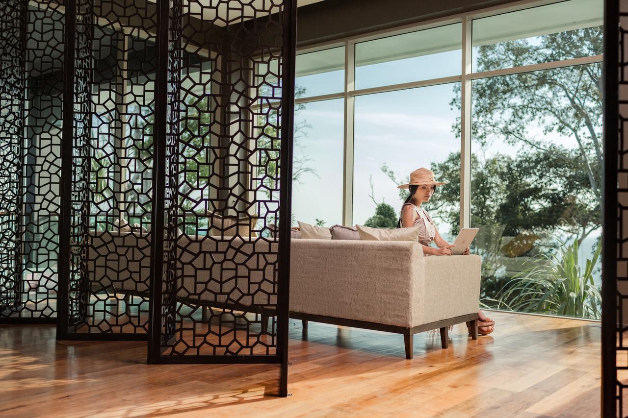 Resor Wyndham Grand Phuket Kalim Bay - Sha Extra
